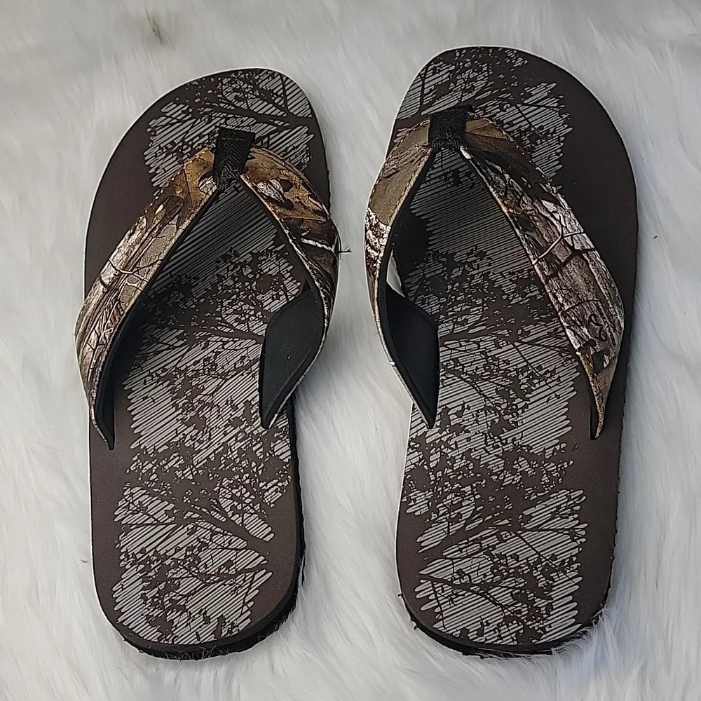 REALTREE Men's Brown Forest Camo Print Foam Casual Summer Flip Flop Thong Sandal